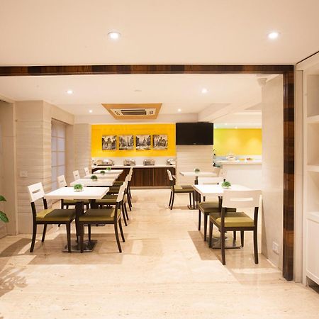 Hotel Bawa Continental Mumbai  Buitenkant foto