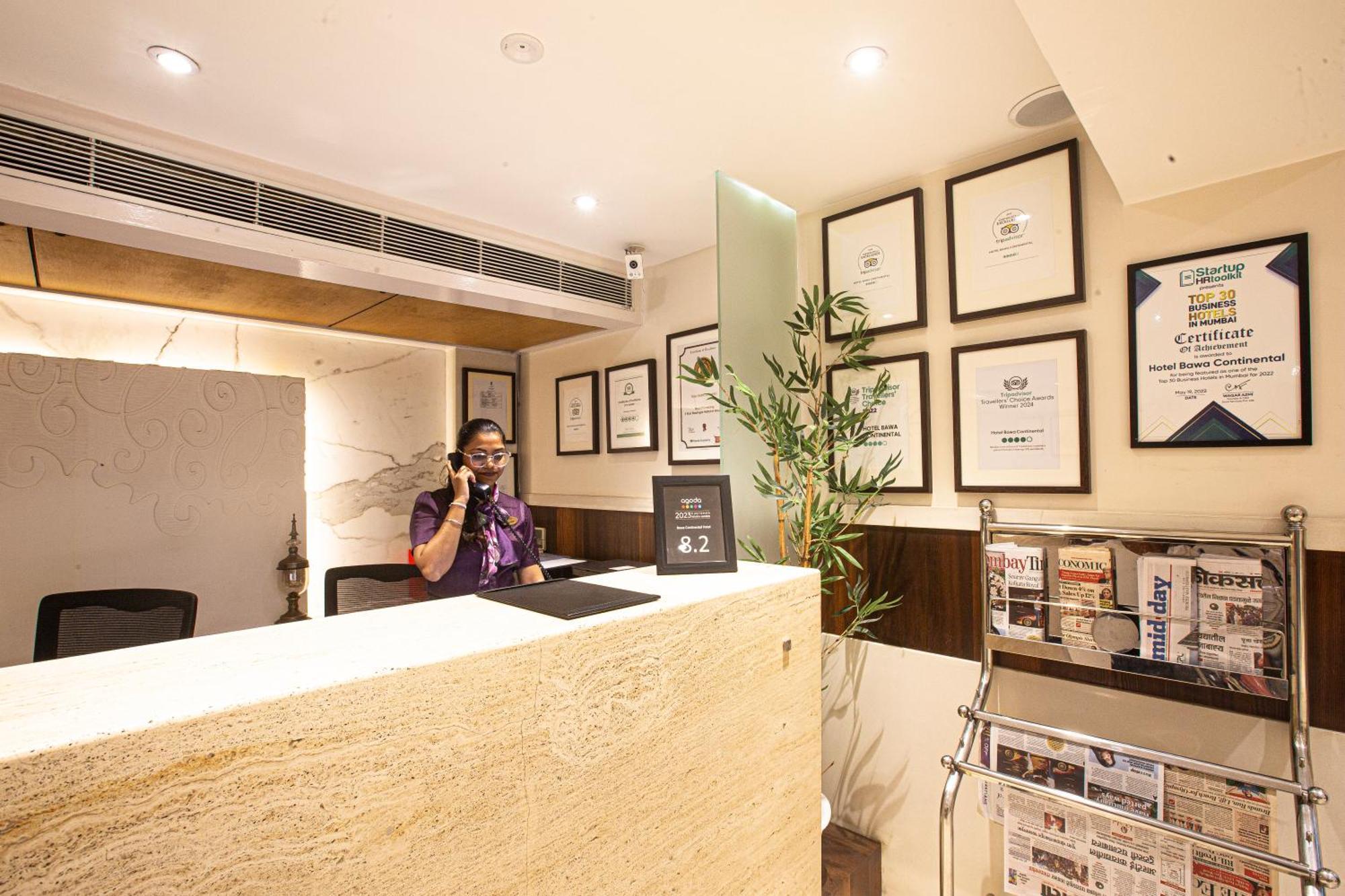 Hotel Bawa Continental Mumbai  Buitenkant foto