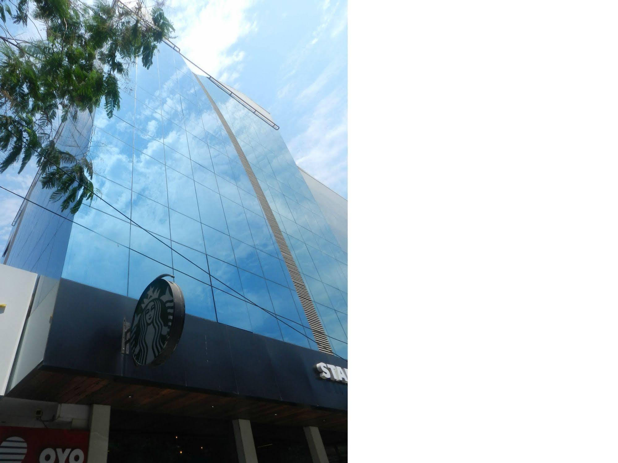 Hotel Bawa Continental Mumbai  Buitenkant foto